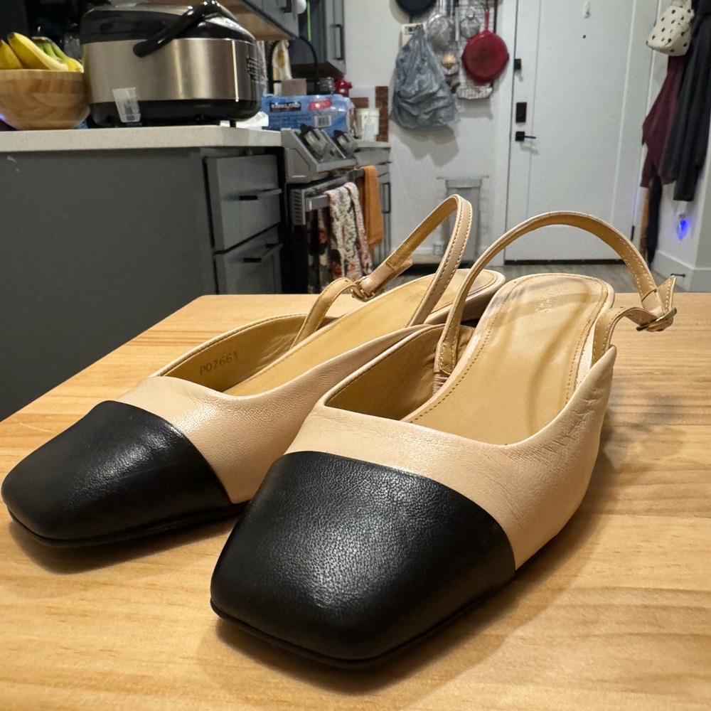 ALOHAS Black and Cream Slingback Flats
